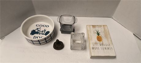 Flat Of Miscellaneous items