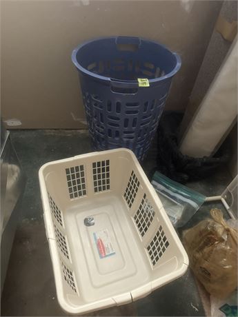 Laundry Baskets (Basement)