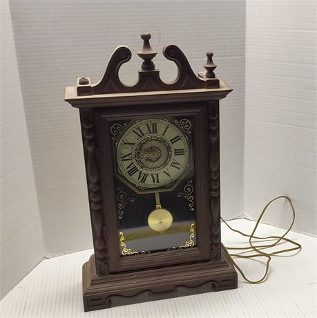 Vintage Spartus Electric Pendulum Clock