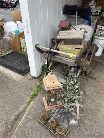 Variety Lot, Birdhouses, Cabinets, Outdoor Decor, Misc