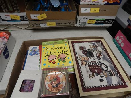 Flat Of Various Items