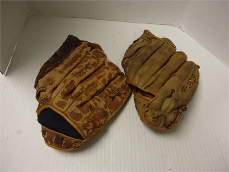 2 Baseball Mitts