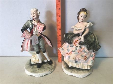 Vintage L&M Colonial Couple Mantle Figurines