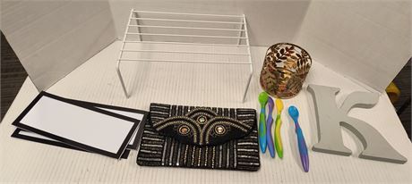 Flat Of Miscellaneous Items