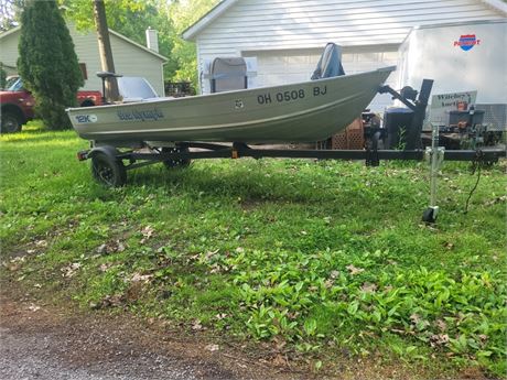 12 Foot Aluminum Boat and Trolling Motor
