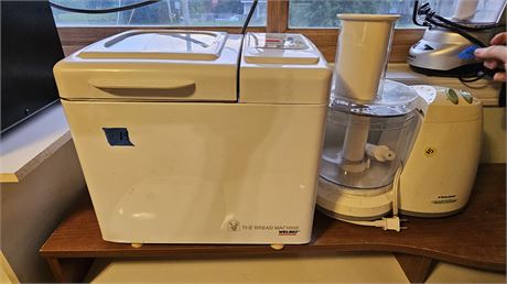 2 kitchen appliances