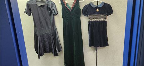The Disney Store Winnie The Pooh Dress. Size 7/8 & Misc. Dresses