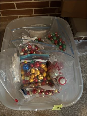 Holiday Decor, Ball Garland