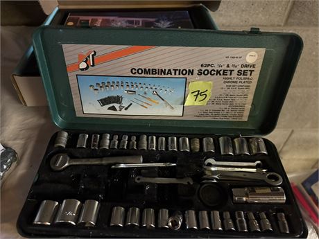 Socket Set
