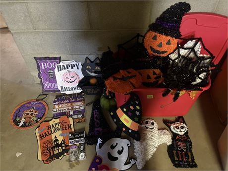 Halloween Decor