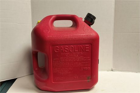 5 Gallon Plastic Gas Can
