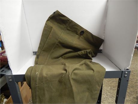 Green Navy Military Pants.