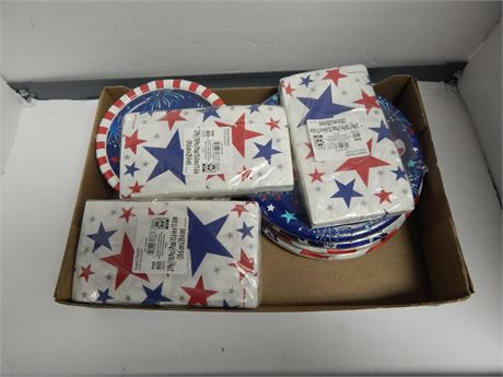 Lot Of 4TH Of July Decorations