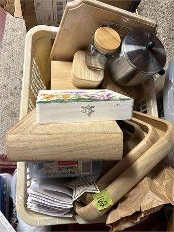 Wood Kitchen Items, Trays, Cutting Boards, Containers