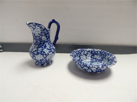 Vintage Dark Blue Small Calico Pitcher Jug & Bowl Basin Set