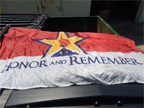 Honor & Remember Flag & Flag Pole