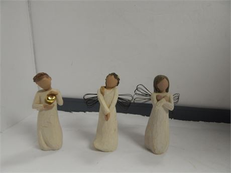 3 Willow Tree Figurines