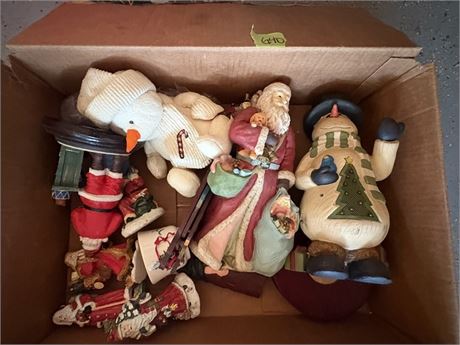 Santas, Christmas Decor
