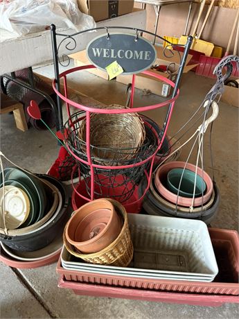 Baskets, Welcome Sign Flower Pot