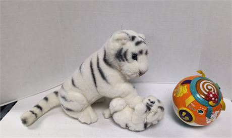 Flat Of Toys