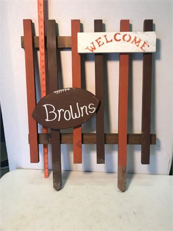 Welcome Browns D Fence