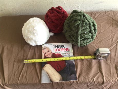 Finger Looping Yarn with Instruction Book