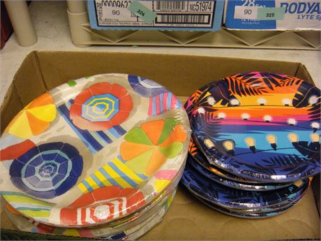 Flat Of Paper Plates