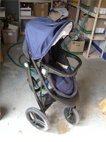 3 Wheel Jogging Stroller
