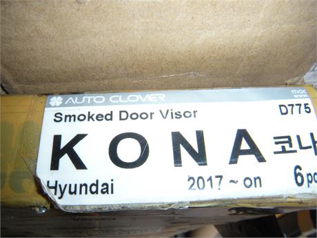 Hyundai Smoked Door Visor