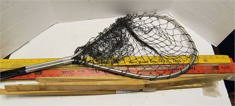Fishing Net & Wood Yard Sticks