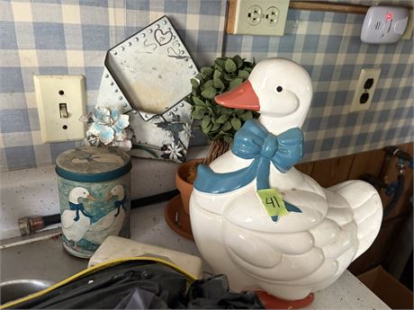 Goose Decor Lot