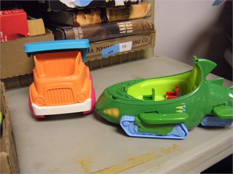 Flat Of Toys