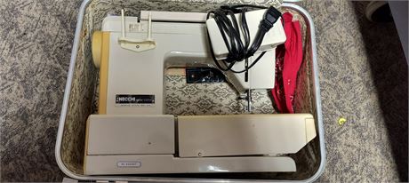 Vintage Necchi Model 535FA Sewing Machine & Storage Case