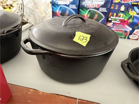 Cast Iron Dutch Oven