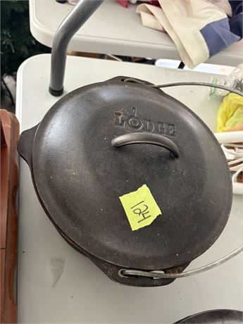Cast Iron Dutch Oven