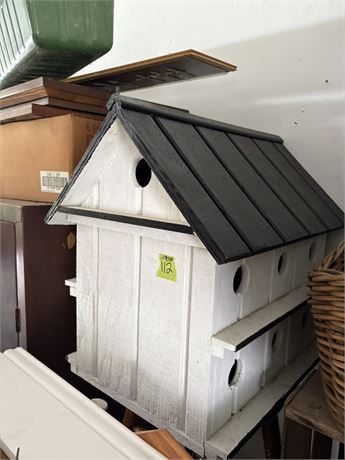 Large Birdhouse with Tall Post