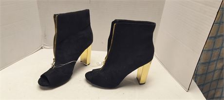 Wild Diva Lounge High Heel Black Boots. Size 8 1/2