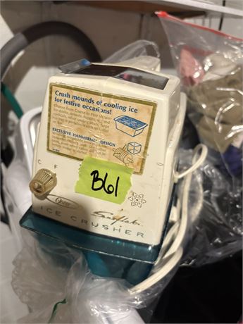 Vintage Ice Crusher