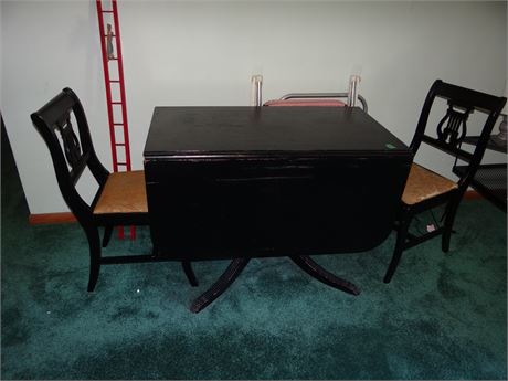 Small Drop Side Table and 2 Chairs