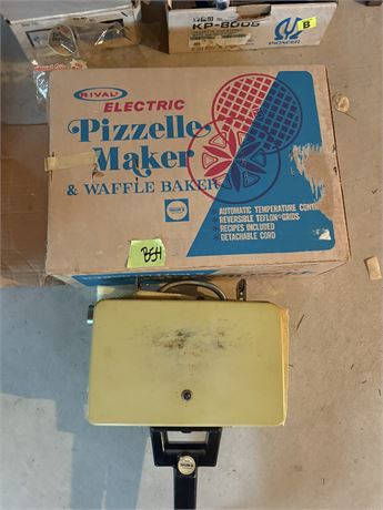 Pizzelle Maker