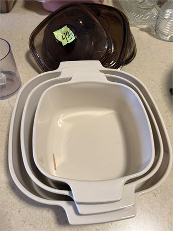 Casserole Dishes with Lids