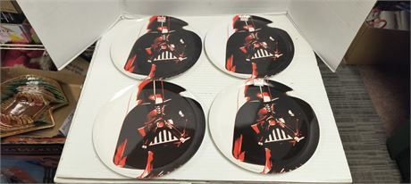 Lot Of Star Wars Plates