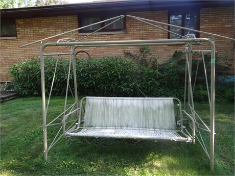 Swing. Needs Recovered