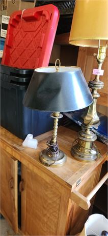 2 Decorative Table Lamps With Shade