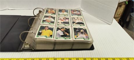 1990 Fleer Baseball Trading Cards & Album