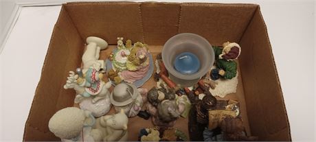 Flat Of Collectible Items
