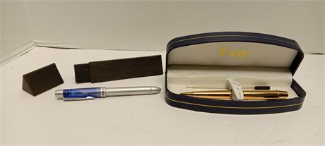 Bill Blass Ink Pen With Case & Misc. Ink Pen And Case