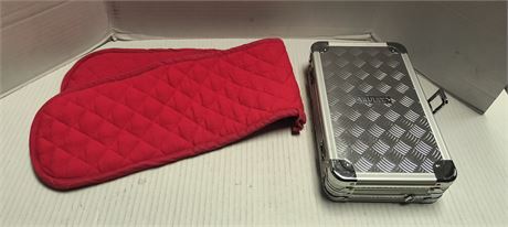 CD Wallet & Pot Holder