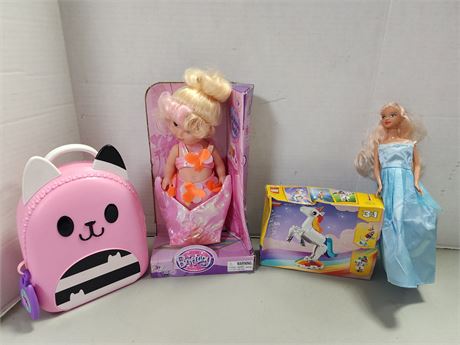 Lot of Barbie