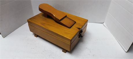 Boot Cleaning Kit In Wood Case